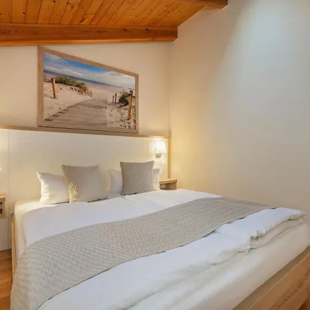 Appartement Gemuetliche Mit Dachterrasse, Parkplatz, Zentral - Aber Ruhig Gel. Heringsdorf (Usedom)