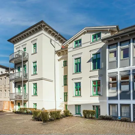 Gemütliche Mit Dachterrasse, Parkplatz, Zentral - Aber Ruhig Gel. Ostseebad Heringsdorf