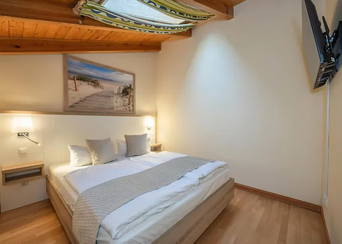 Gemütliche Mit Dachterrasse, Parkplatz, Zentral - Aber Ruhig Gel. Apartment Ostseebad Heringsdorf