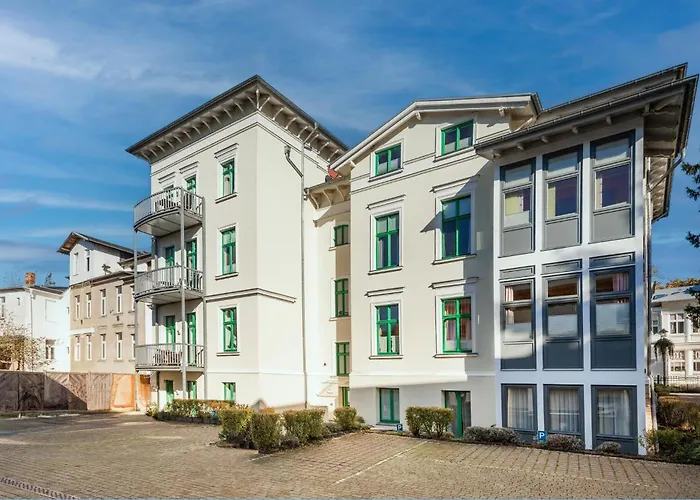 Gemütliche Mit Dachterrasse, Parkplatz, Zentral - Aber Ruhig Gel. Ostseebad Heringsdorf